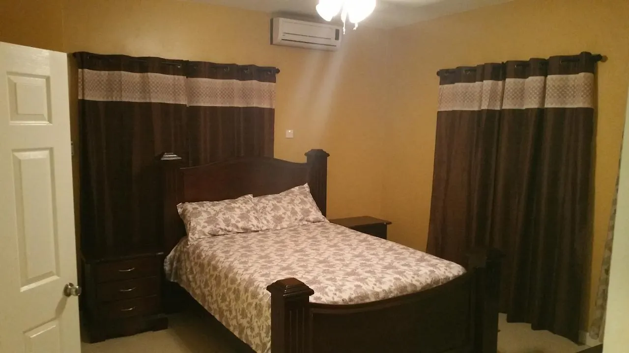 פורטמור Caribbean Estate One Bedroom